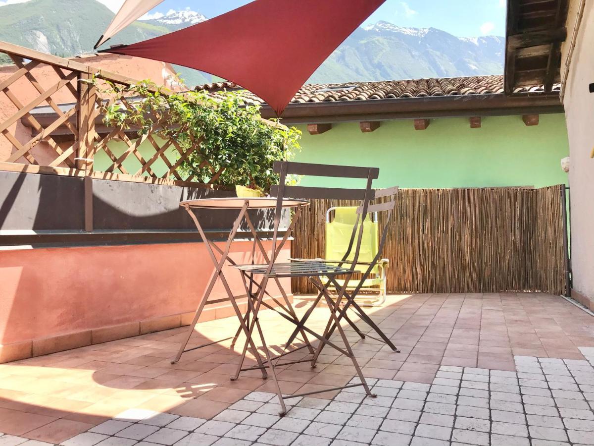 Il Castello Apartment Малчезине Екстериор снимка